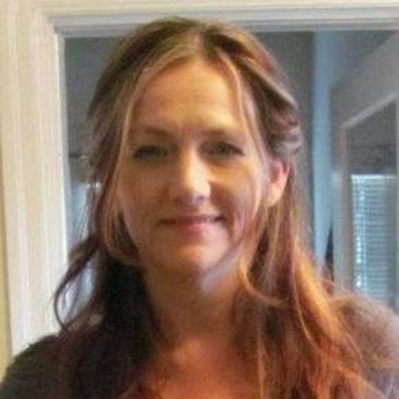 Meet your Posher, Gloria - Picture 1 of 1